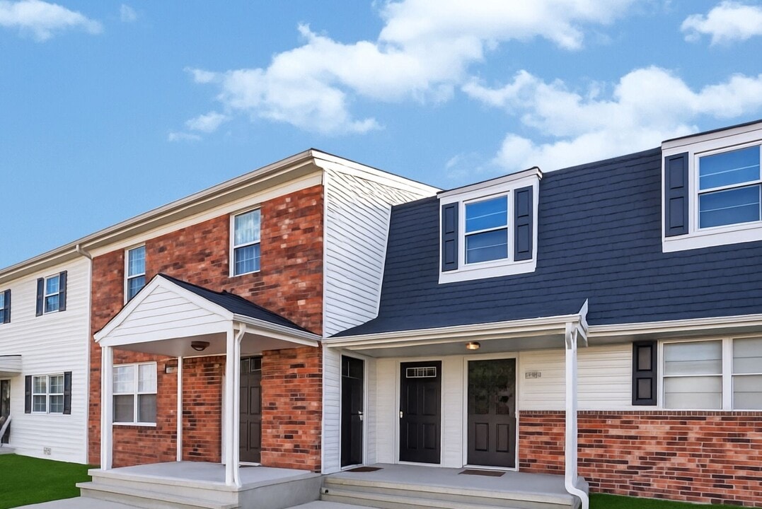 Hamilton Estates Apartments in Hamilton, NJ - Building Photo