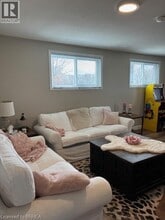 991 Watts Pond Rd in Brant, ON - Building Photo - Building Photo