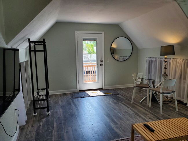 738 32nd Ave N in St. Petersburg, FL - Building Photo - Building Photo