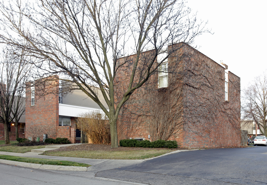 Hyde Park Co-Op Apartments in Detroit, MI - Building Photo