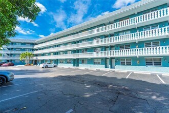 801 NE 18th Ct in Fort Lauderdale, FL - Building Photo - Building Photo