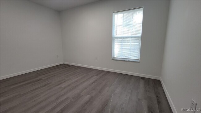 property at 818 W Citrus Springs Blvd