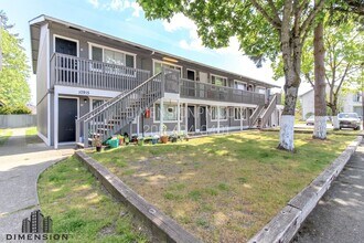 Freiday Apartments in Lakewood, WA - Building Photo - Building Photo