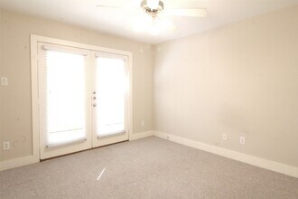 3031 Buttercup St in Houston, TX - Foto de edificio - Building Photo