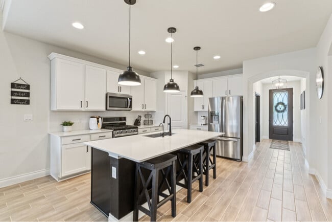 2130 Dalhart in San Antonio, TX - Building Photo - Building Photo