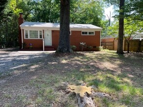 3602 Calvert St in Greensboro, NC - Building Photo - Building Photo