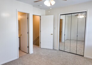 204 Meadowbrook Ln in Jacksonville, NC - Building Photo - Building Photo