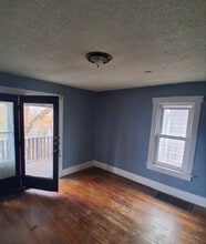 2057 N Charles St in Decatur, IL - Building Photo - Building Photo