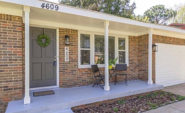4609 Bluehaven Dr NW in Huntsville, AL - Building Photo - Building Photo