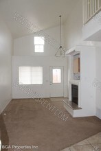 9213 Redwood Blvd-Unit -UNIT 4 in California City, CA - Building Photo - Building Photo