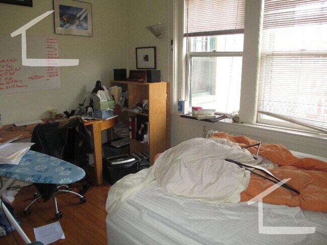 176 Winthrop Rd in Brookline, MA - Building Photo - Building Photo