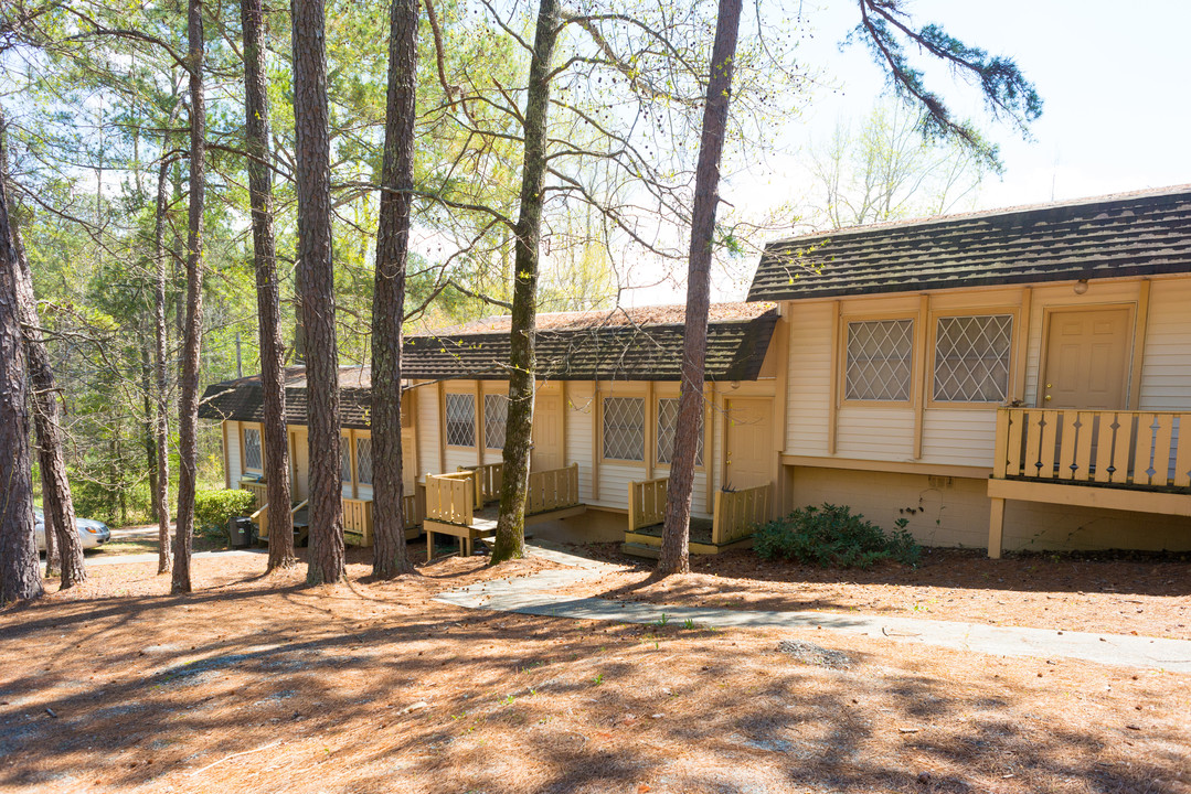 45 Westgate Dr in Pine Mountain, GA - Building Photo