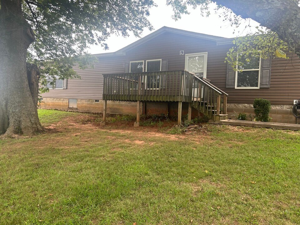12902 Canehill Rd in Lincoln, AR - Building Photo