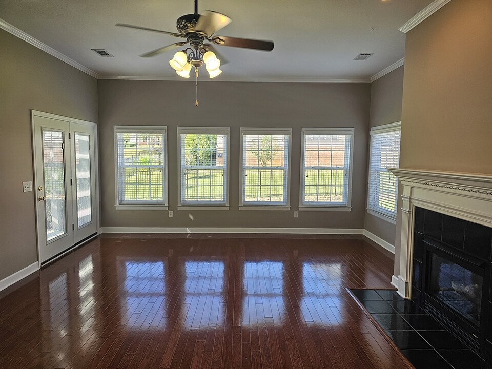 13038 Peach View Dr in Knoxville, TN - Building Photo