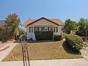 3076 Beech St in San Diego, CA - Foto de edificio - Building Photo