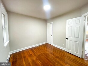 6818 Wyncote Ave in Philadelphia, PA - Building Photo - Building Photo