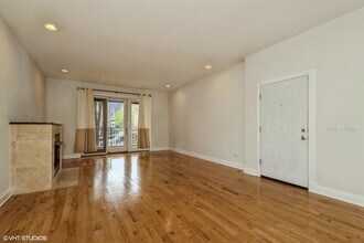 4012 S Indiana Ave in Chicago, IL - Building Photo - Building Photo