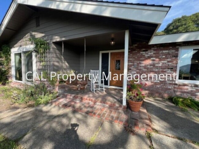 532 Country Club Dr in Carmel Valley, CA - Building Photo - Building Photo