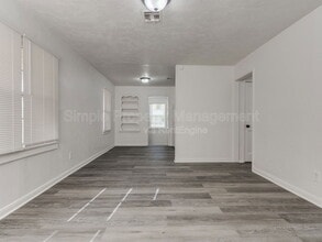 405 E Northrup Dr in Midwest City, OK - Building Photo - Building Photo