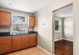 2405 S 57th St in Philadelphia, PA - Building Photo - Building Photo