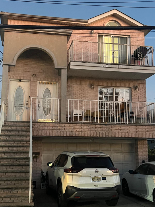 5106 Columbia Ave-Unit -2 in North Bergen, NJ - Building Photo