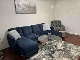 589 Eureka Springs Dr, Unit B in Lexington, KY - Building Photo