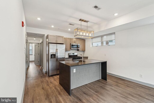 411 W Berks St in Philadelphia, PA - Building Photo - Building Photo