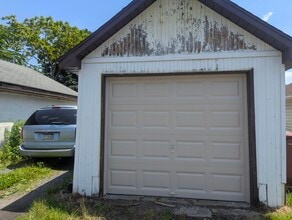 3021 N 2nd St in Hokendauqua, PA - Building Photo - Building Photo