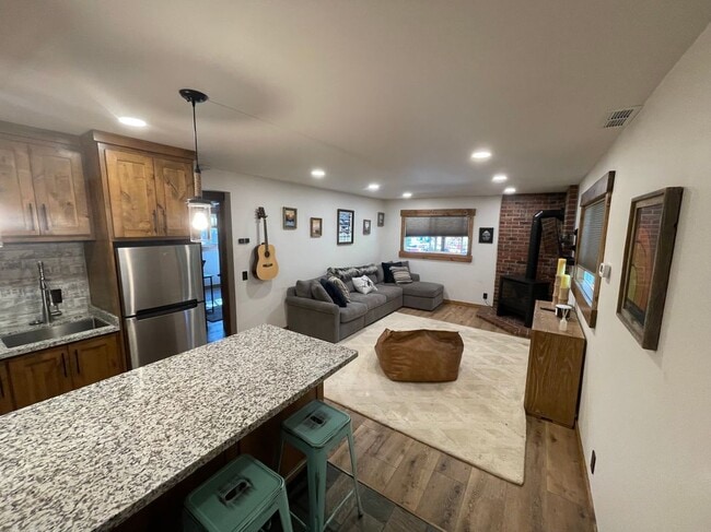 11869 Deerfield Dr