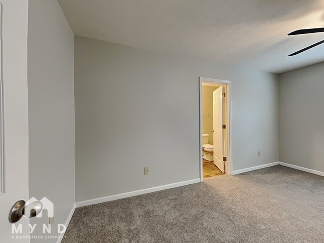 3137 Bent Timber Dr in Indianapolis, IN - Building Photo - Building Photo