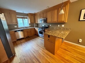 55 Columbus Ave in Southington, CT - Building Photo - Building Photo