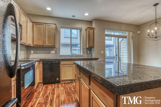 property at 1414 NE Edgefield St