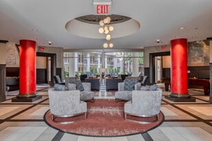 Griffis Uptown in Dallas, TX - Building Photo