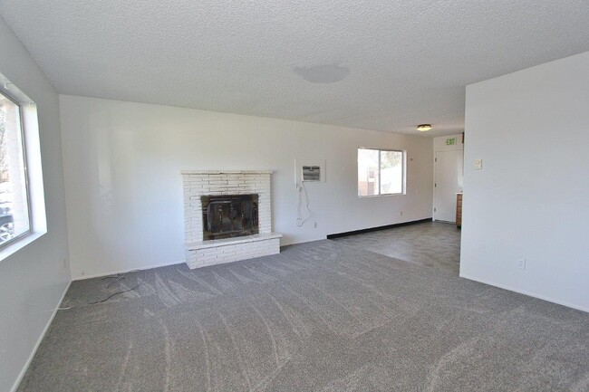 1505 E Beech St in Caldwell, ID - Building Photo - Building Photo