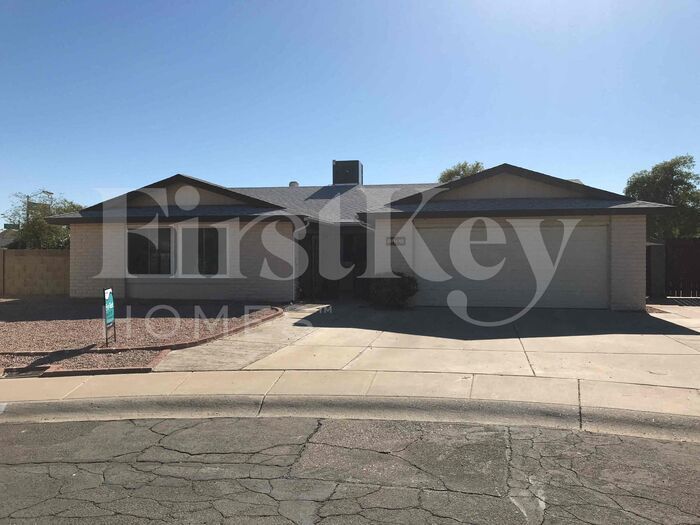 4423 E Pinto Ct in Phoenix, AZ - Foto de edificio