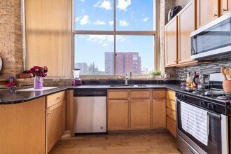 1528 S Wabash Ave in Chicago, IL - Foto de edificio - Building Photo