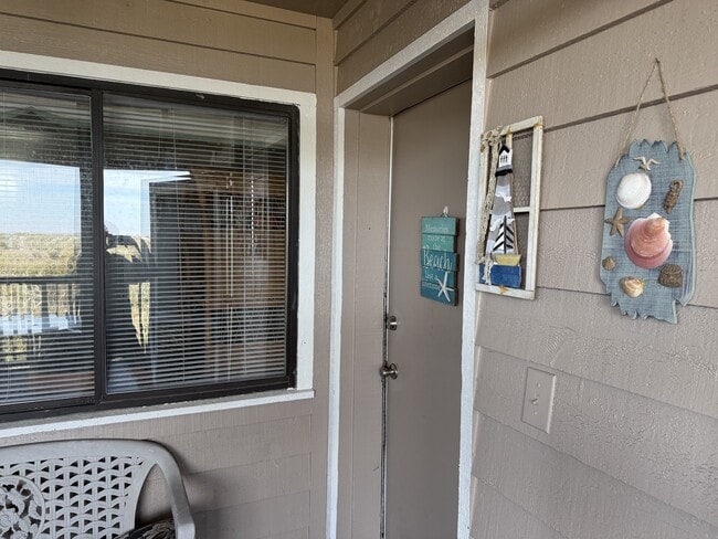 2503 W Fort Macon Rd in Atlantic Beach, NC - Building Photo - Building Photo