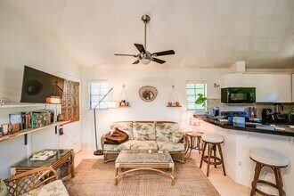 2400 Thornton Rd in Austin, TX - Building Photo - Building Photo