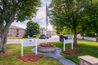 Parlmont Park Apartments in Billerica, MA - Foto de edificio - Building Photo