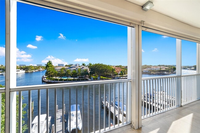 410 N Federal Hwy in Deerfield Beach, FL - Building Photo - Building Photo