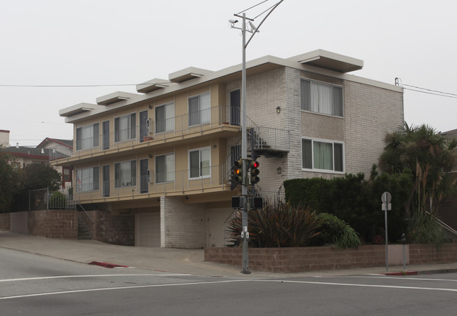 119 Maple Ave in South San Francisco, CA - Building Photo - Building Photo