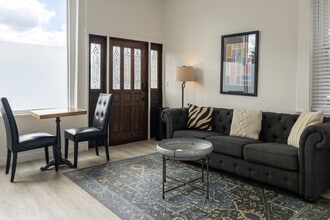 216 E Liberty St-Unit -ID1056062P in Cincinnati, OH - Building Photo - Building Photo
