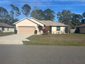 18 Porter Ln in Palm Coast, FL - Building Photo