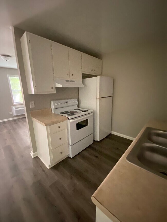 212 Macon St in Durham, NC - Building Photo - Building Photo