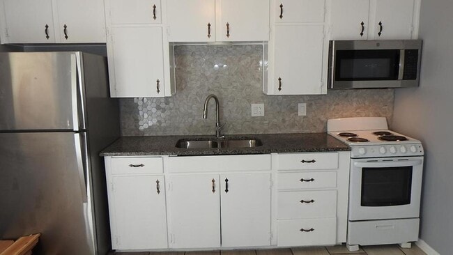 114 Drake St in Kansas City, MO - Building Photo - Building Photo
