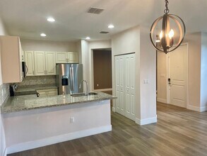 4803 NW 48th Terrace in Tamarac, FL - Building Photo - Building Photo