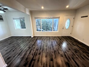 1040 N Sierra Bonita Ave, Unit 1 in West Hollywood, CA - Foto de edificio - Building Photo