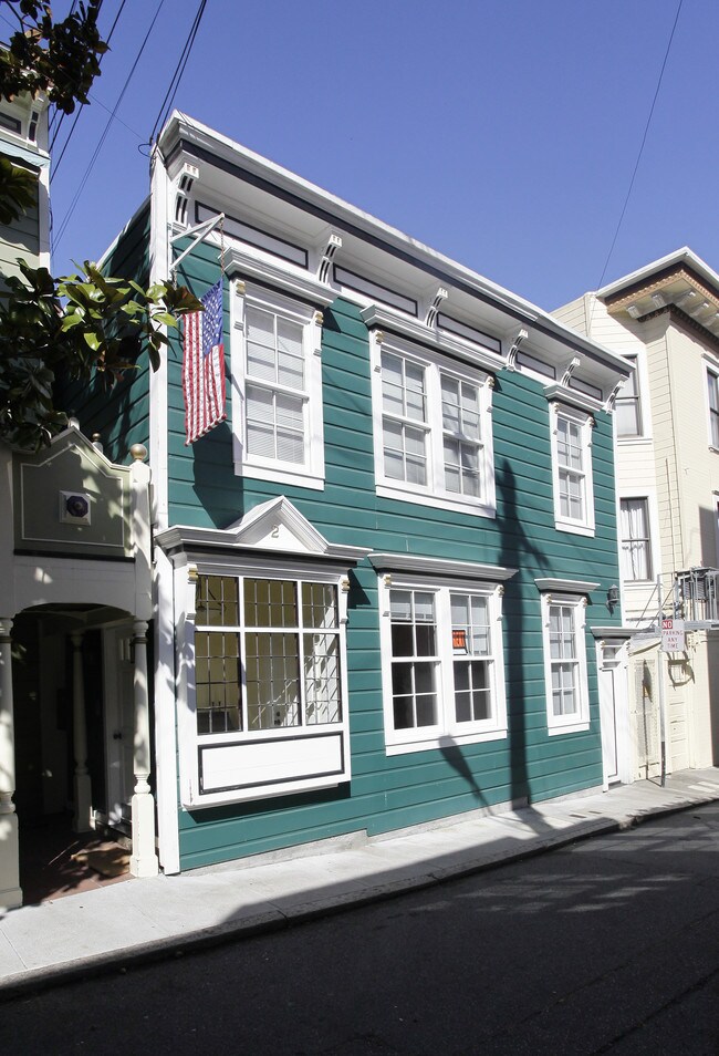 2 Charlton Ct in San Francisco, CA - Foto de edificio - Building Photo