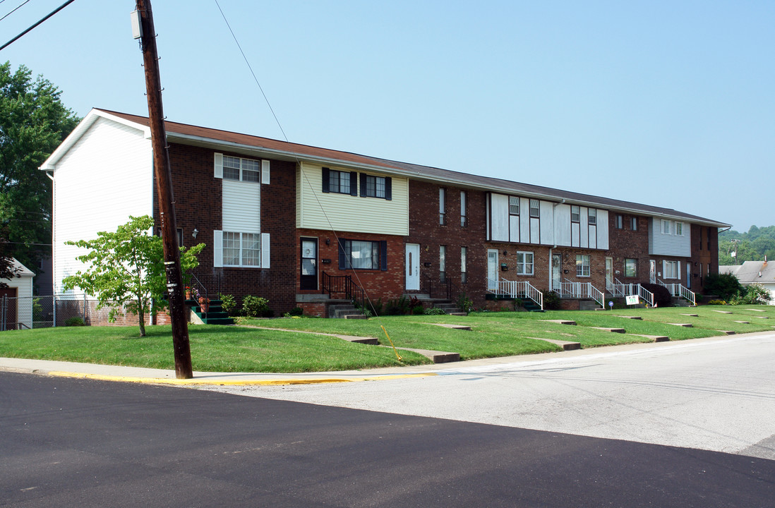 5201-5207A Kentucky St in Charleston, WV - Building Photo