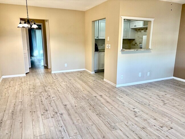 39 Waltham B in West Palm Beach, FL - Building Photo - Building Photo